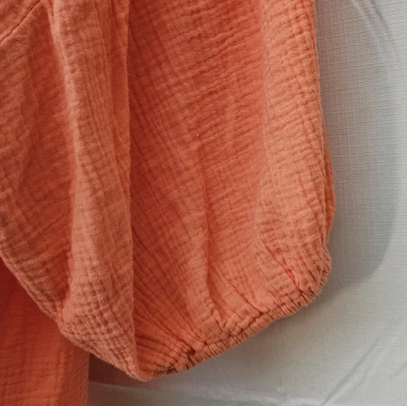 Melon Gauzy Top Oversized Medium - Picture 9 of 10